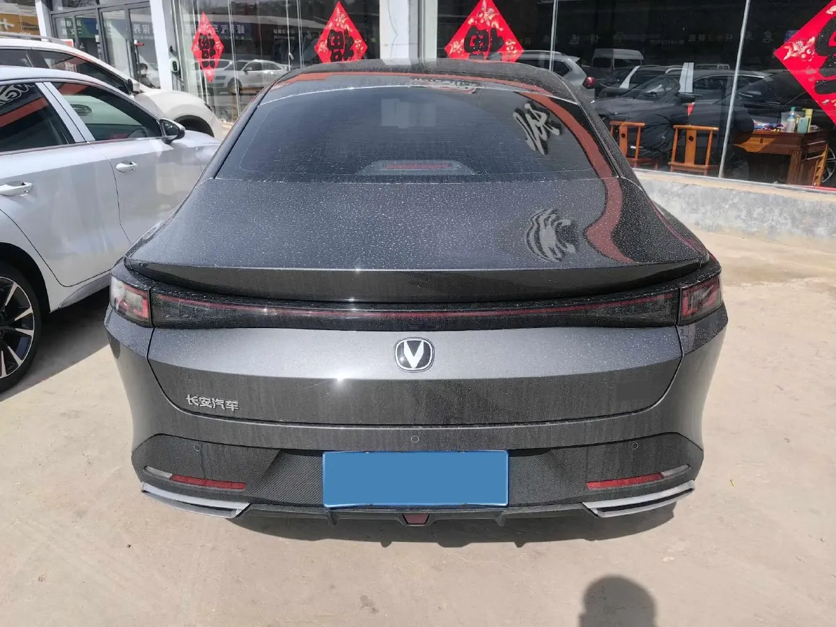 2025 ChangAn Eado 1.5T 192HP L4 7DCT,autocango,china used car exporter,china ev exporter,chinese used car exporter,chinese used ev exporter