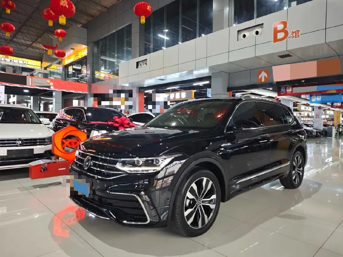 2024 Volkswagen Tiguan L 2.0T 186HP L4 7DCT,autocango,china used car exporter,china ev exporter,chinese used car exporter,chinese used ev exporter