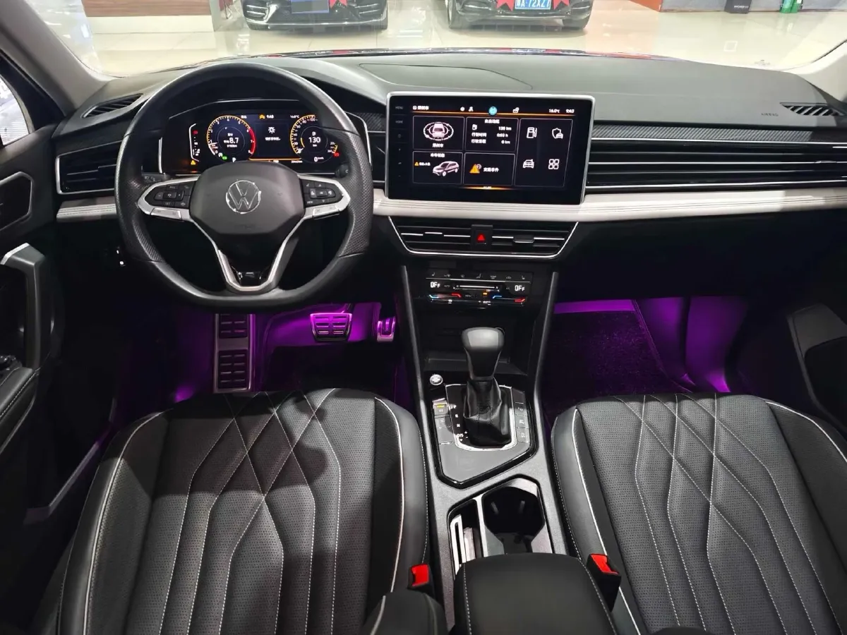 2024 Volkswagen Tiguan L 2.0T 186HP L4 7DCT,autocango,china used car exporter,china ev exporter,chinese used car exporter,chinese used ev exporter