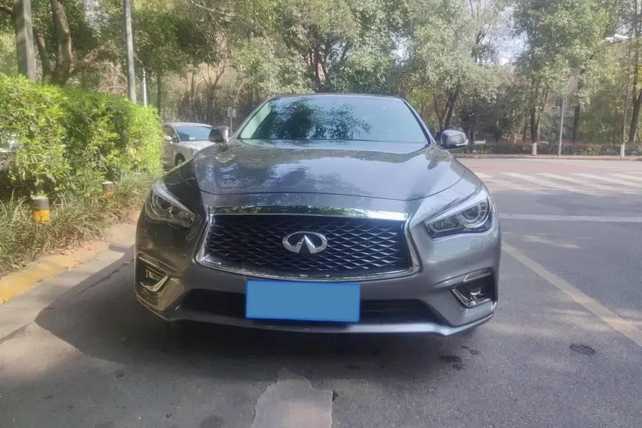 2022 Infiniti Q50L 2.0T 211HP L4 7AT,autocango,china used car exporter,china ev exporter,chinese used car exporter,chinese used ev exporter