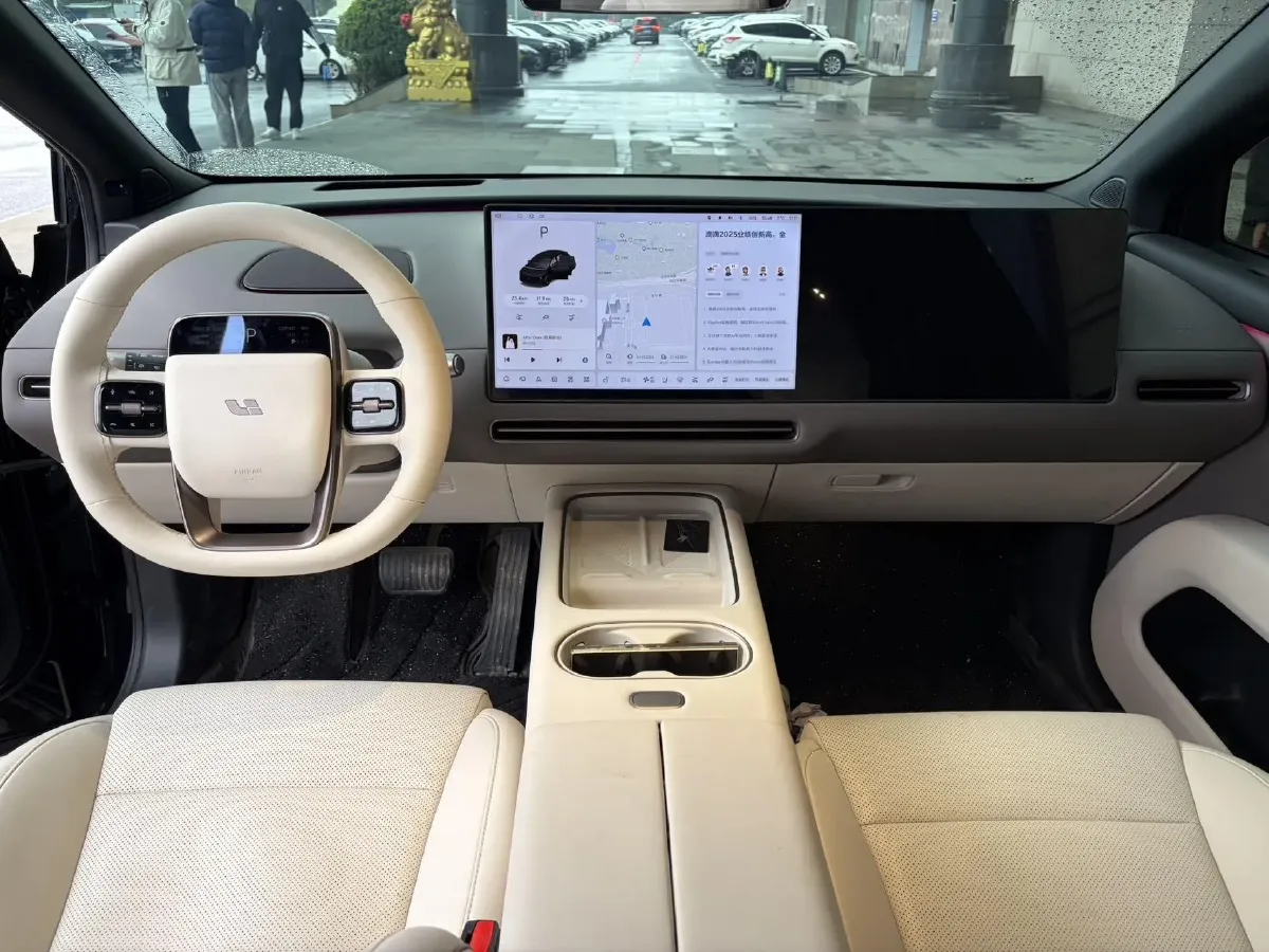 2025 Li i6 BEV,autocango,china used car exporter,china ev exporter,chinese used car exporter,chinese used ev exporter