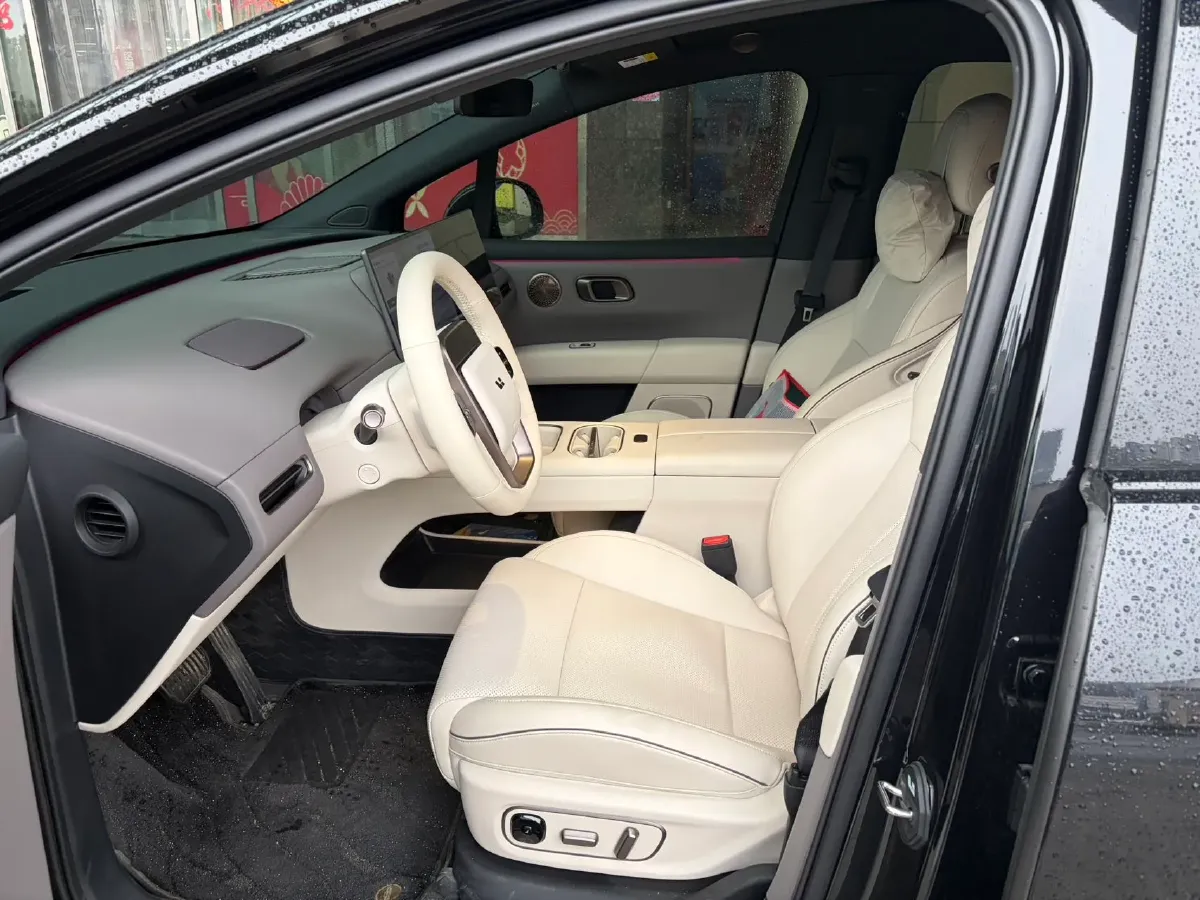 2025 Li i6 BEV,autocango,china used car exporter,china ev exporter,chinese used car exporter,chinese used ev exporter