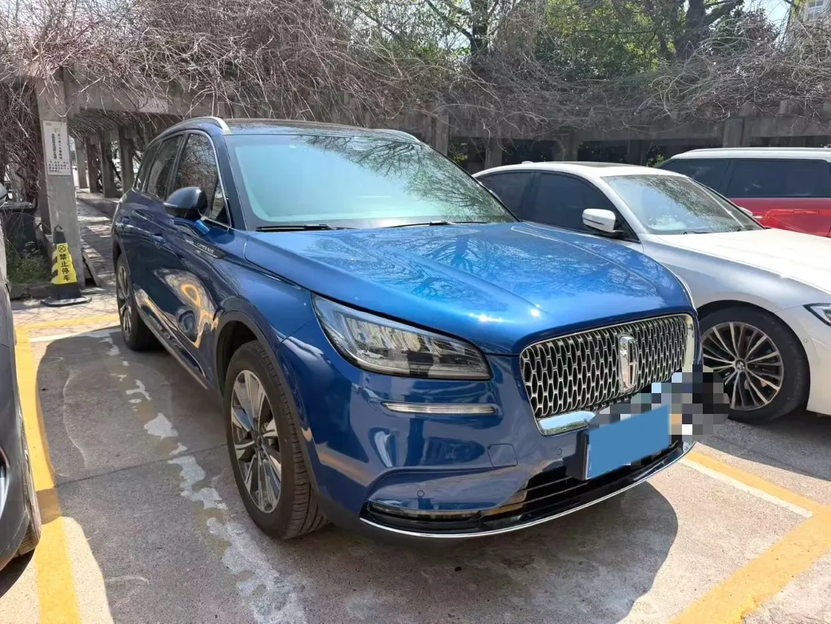 2021 Lincoln Corsair 2.0T 245HP L4 8AT,autocango,china used car exporter,china ev exporter,chinese used car exporter,chinese used ev exporter