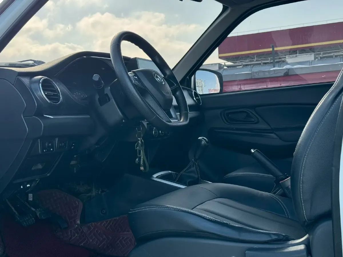 2021 Dongfeng RuiQi 2.4T 165HP L4 5MT,autocango,china used car exporter,china ev exporter,chinese used car exporter,chinese used ev exporter