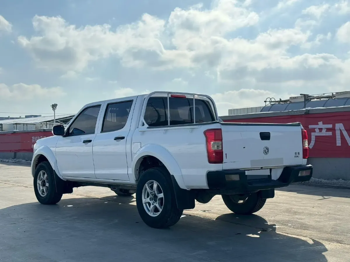 2021 Dongfeng RuiQi 2.4T 165HP L4 5MT,autocango,china used car exporter,china ev exporter,chinese used car exporter,chinese used ev exporter