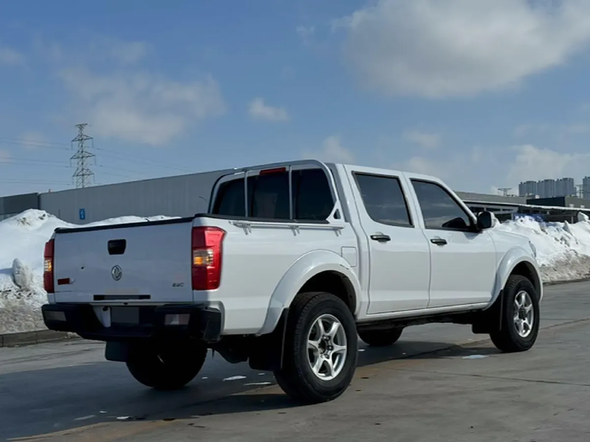 2021 Dongfeng RuiQi 2.4T 165HP L4 5MT,autocango,china used car exporter,china ev exporter,chinese used car exporter,chinese used ev exporter