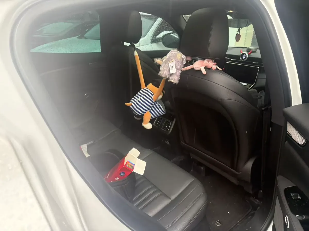 2023 Maserati Grecale 2.0T 300HP L4 8AT,autocango,china used car exporter,china ev exporter,chinese used car exporter,chinese used ev exporter