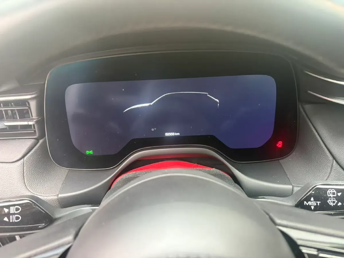 2023 Maserati Grecale 2.0T 300HP L4 8AT,autocango,china used car exporter,china ev exporter,chinese used car exporter,chinese used ev exporter