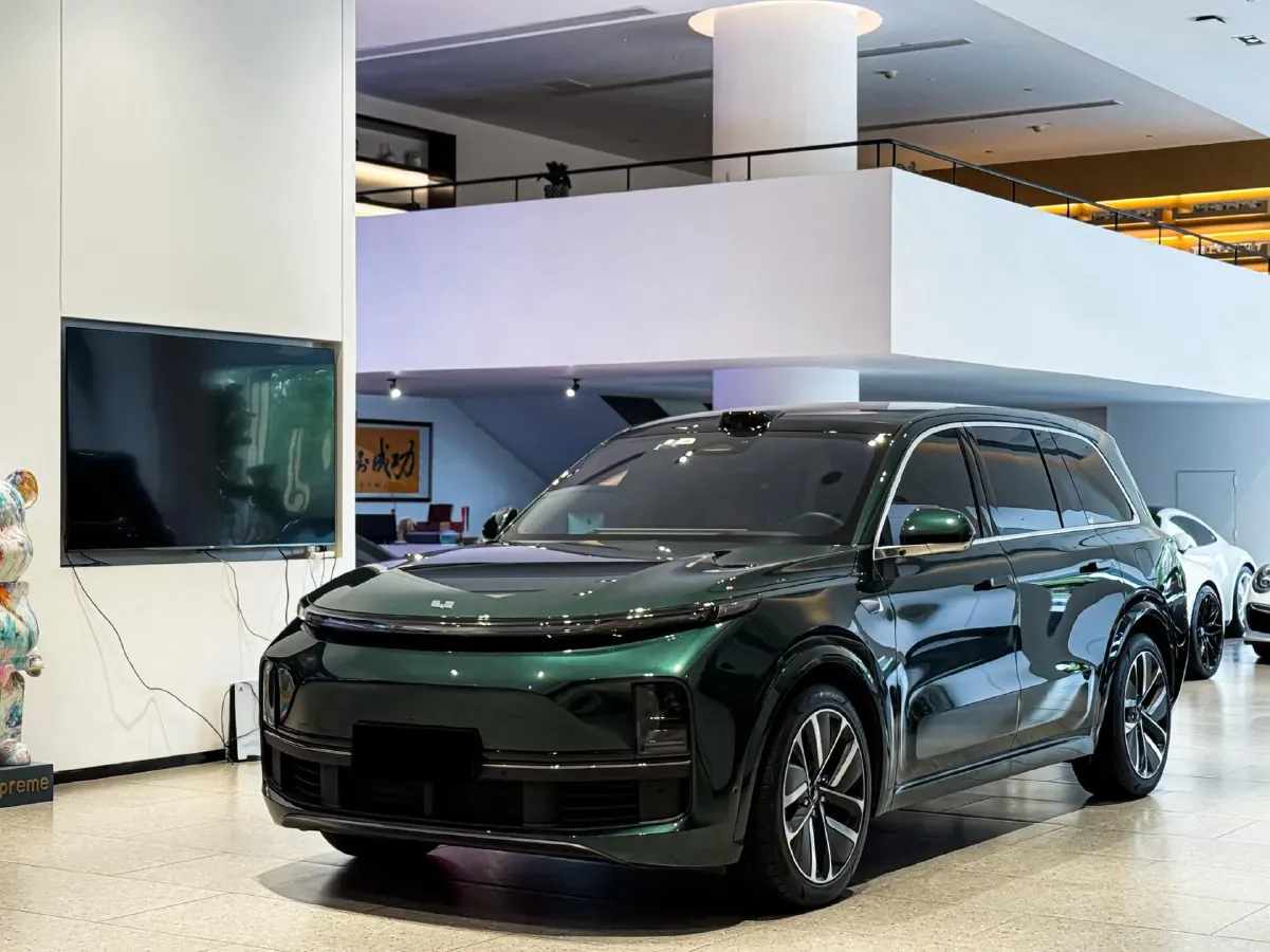 2022 Li L9 Range Extended 154HP REEV 42.6KWH,autocango,china used car exporter,china ev exporter,chinese used car exporter,chinese used ev exporter