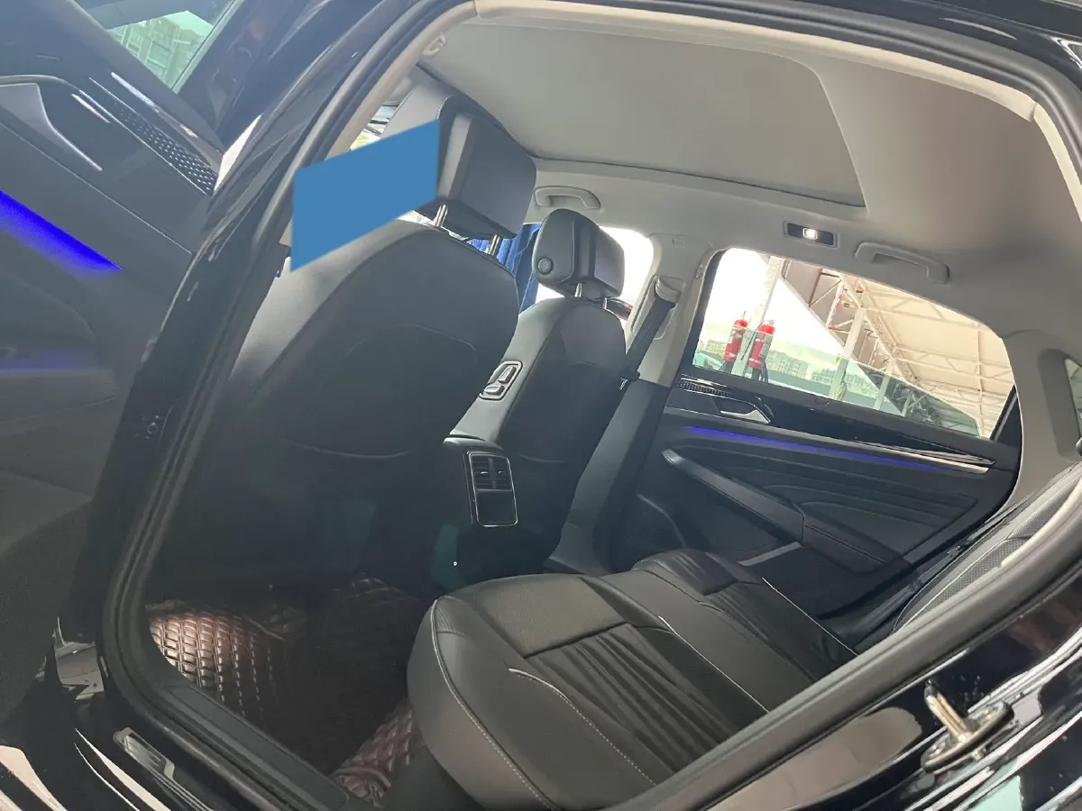 2022 Xpeng P7 BEV 60.2KWH,autocango,china used car exporter,china ev exporter,chinese used car exporter,chinese used ev exporter