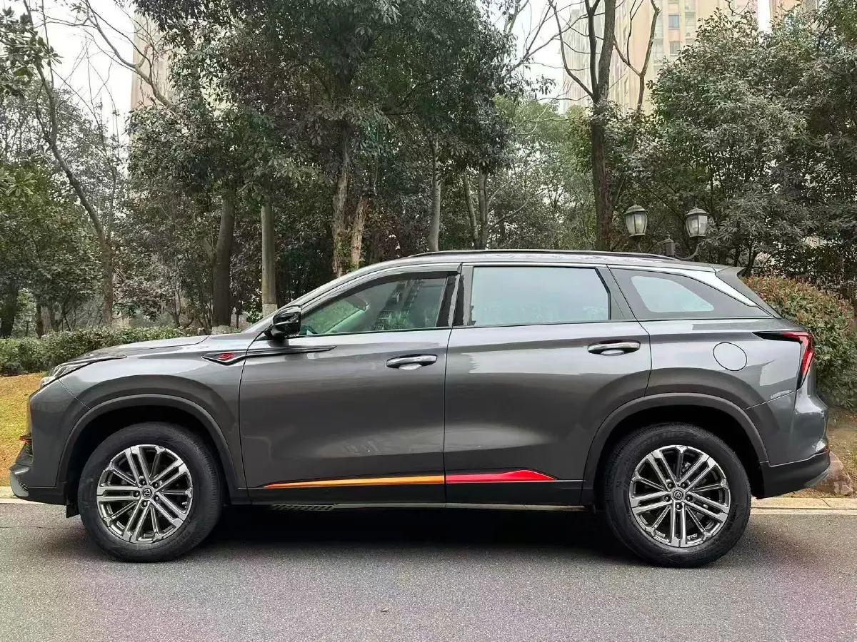 2021 ChangAn CS75 Plus 1.5T 178HP L4 6AT,autocango,china used car exporter,china ev exporter,chinese used car exporter,chinese used ev exporter