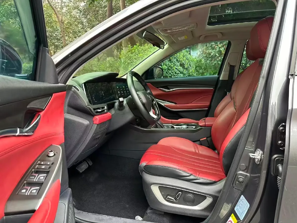 2021 ChangAn CS75 Plus 1.5T 178HP L4 6AT,autocango,china used car exporter,china ev exporter,chinese used car exporter,chinese used ev exporter