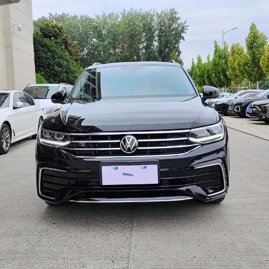 2024 Volkswagen Tiguan L 2.0T 186HP L4 7DCT,autocango,china used car exporter,china ev exporter,chinese used car exporter,chinese used ev exporter