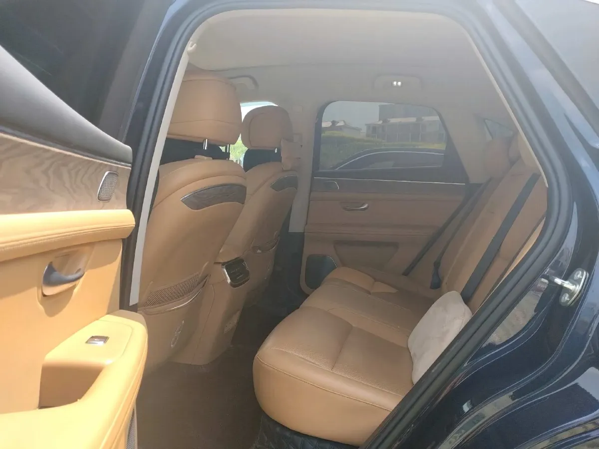 2022 JMC YuHu 7 2.0T 141HP L4 8AT,autocango,china used car exporter,china ev exporter,chinese used car exporter,chinese used ev exporter