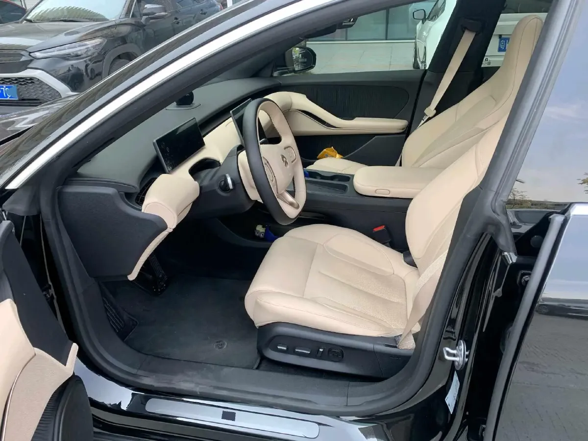 2024 NIO ET5T BEV 75KWH,autocango,china used car exporter,china ev exporter,chinese used car exporter,chinese used ev exporter