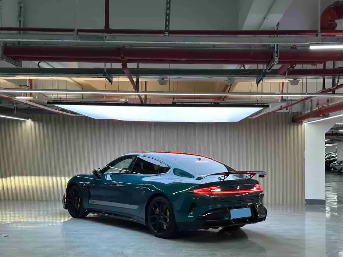 2025 MI SU7 Ultra BEV 93.7KWH,autocango,china used car exporter,china ev exporter,chinese used car exporter,chinese used ev exporter