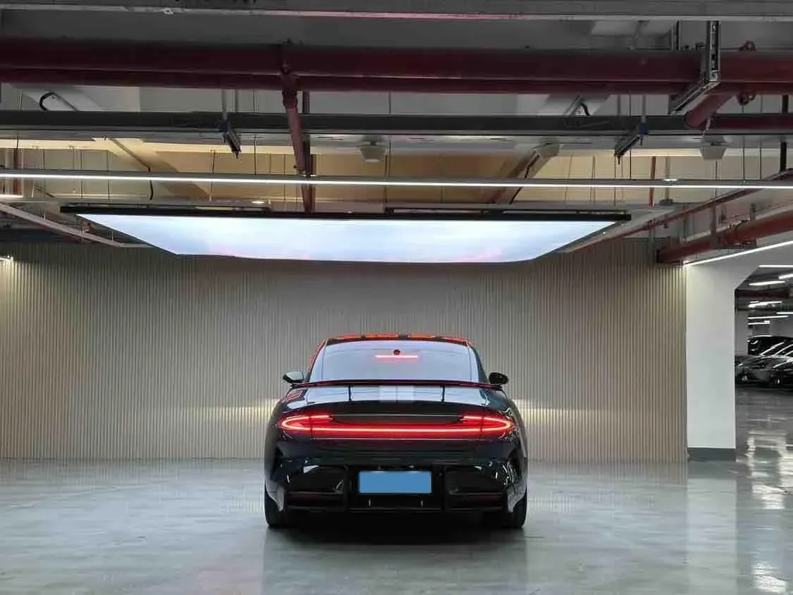 2025 MI SU7 Ultra BEV 93.7KWH,autocango,china used car exporter,china ev exporter,chinese used car exporter,chinese used ev exporter