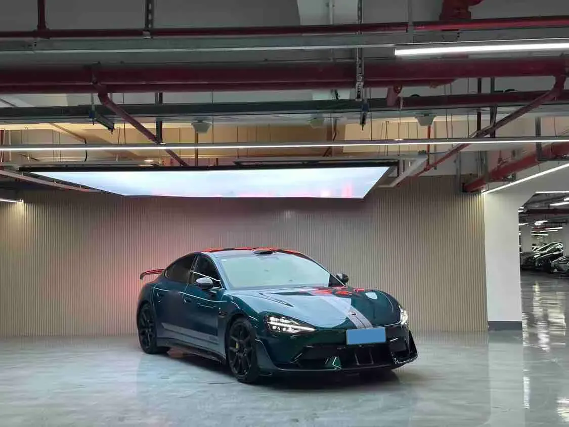 2025 MI SU7 Ultra BEV 93.7KWH,autocango,china used car exporter,china ev exporter,chinese used car exporter,chinese used ev exporter