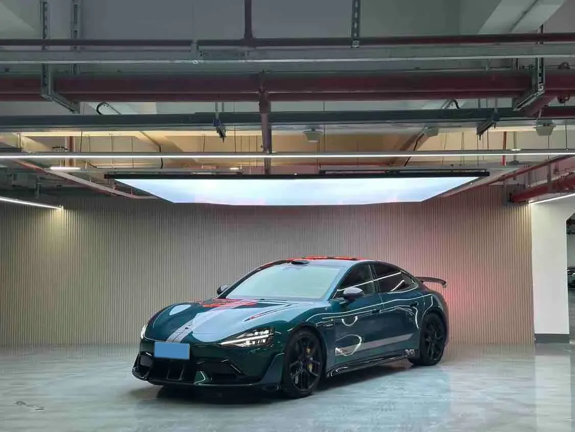 2025 MI SU7 Ultra BEV 93.7KWH,autocango,china used car exporter,china ev exporter,chinese used car exporter,chinese used ev exporter