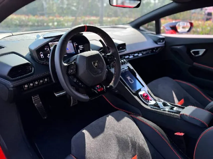 2023 Lamborghini Huracán 5.2L 640HP V10 7DCT,autocango,china used car exporter,china ev exporter,chinese used car exporter,chinese used ev exporter