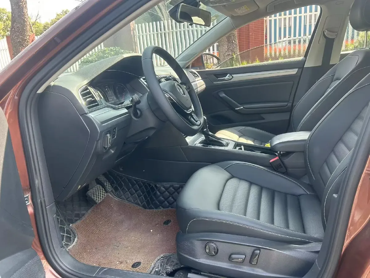 2019 Volkswagen Passat 1.4T 150HP L4 7DCT,autocango,china used car exporter,china ev exporter,chinese used car exporter,chinese used ev exporter