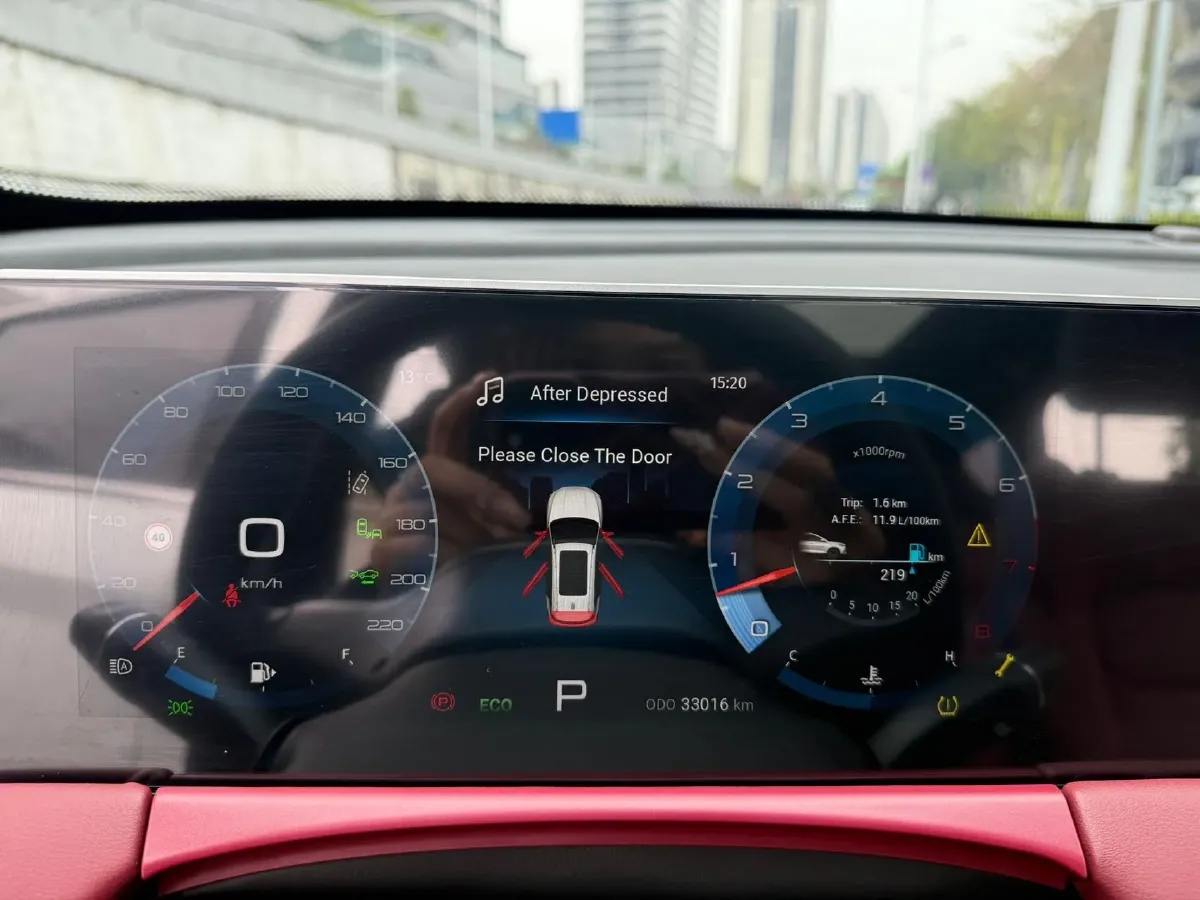 2021 Chery Tiggo 8 Plus 1.6T 197HP L4 7DCT,autocango,china used car exporter,china ev exporter,chinese used car exporter,chinese used ev exporter