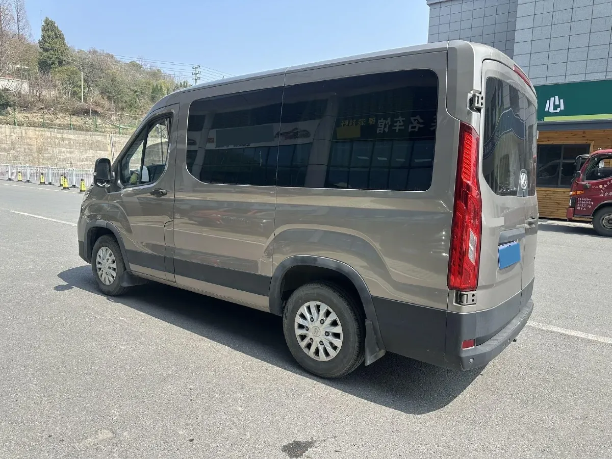 2022 MAXUS XinTu V90 2.0T 150HP L4 6MT,autocango,china used car exporter,china ev exporter,chinese used car exporter,chinese used ev exporter