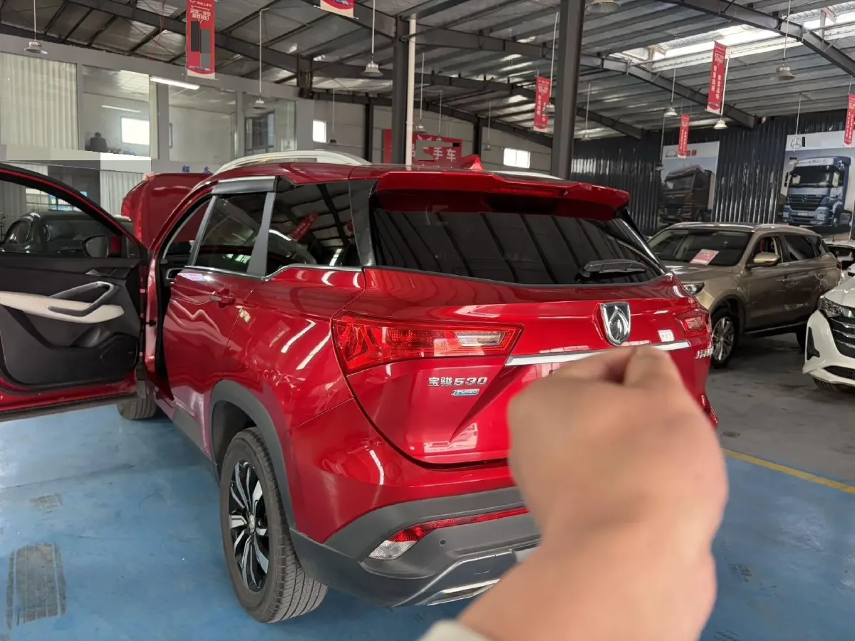 2018 BaoJun 530 1.5T 150HP L4 6DCT,autocango,china used car exporter,china ev exporter,chinese used car exporter,chinese used ev exporter