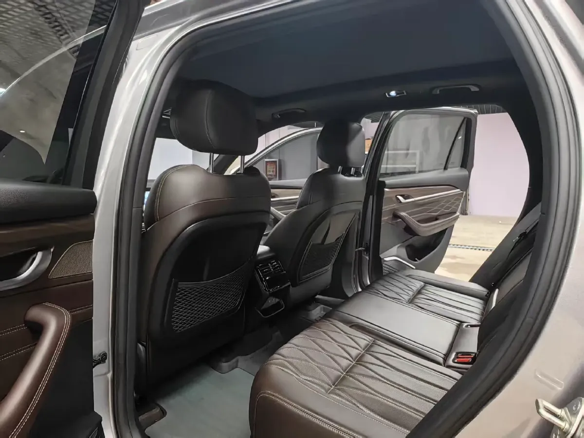 2024 Geely Monjaro 2.0T 238HP L4 8AT,autocango,china used car exporter,china ev exporter,chinese used car exporter,chinese used ev exporter