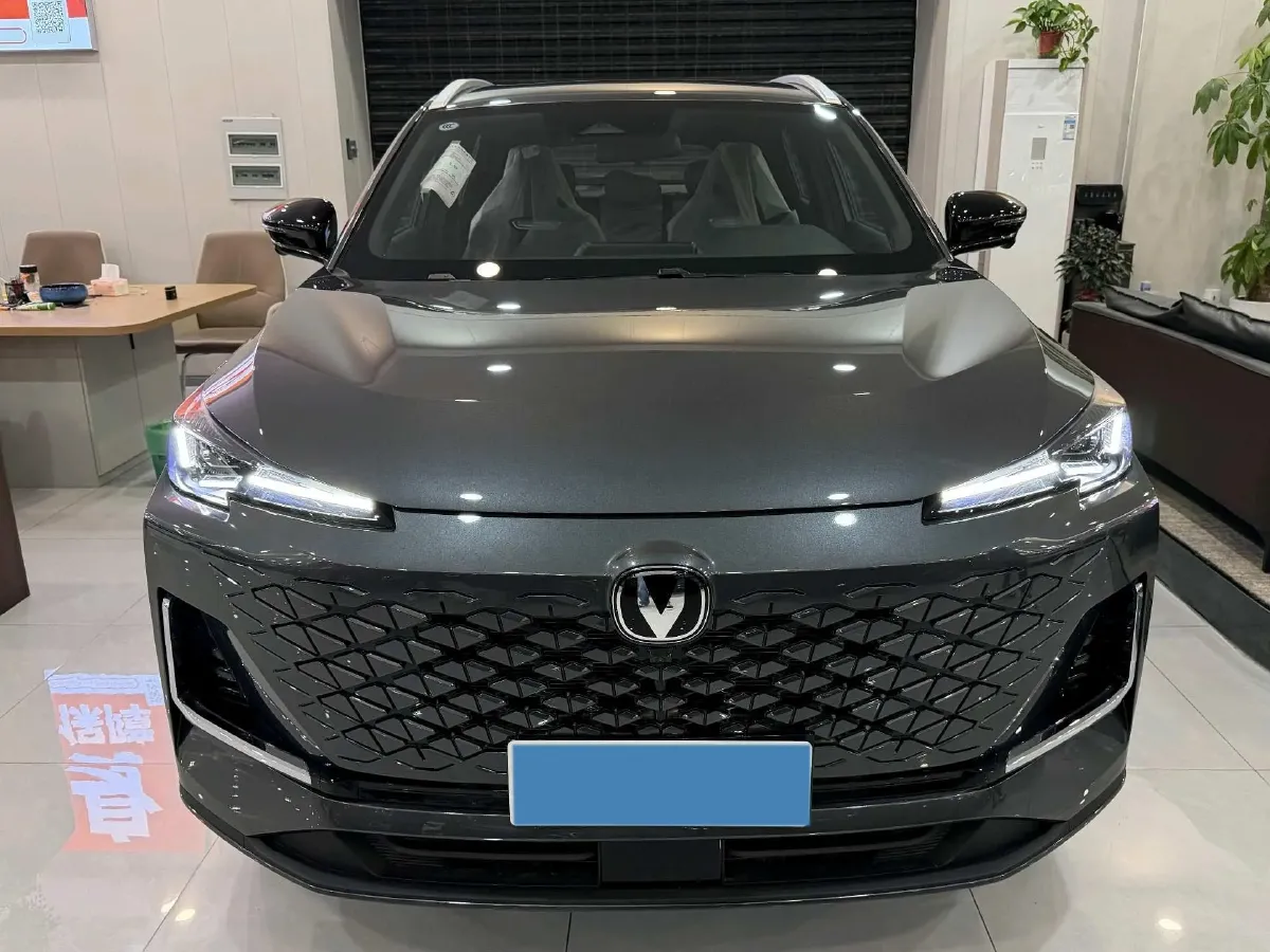 2025 ChangAn CS55PLUS PHEV 1.5L 98HP L4 E-CVT PHEV,autocango,china used car exporter,china ev exporter,chinese used car exporter,chinese used ev exporter