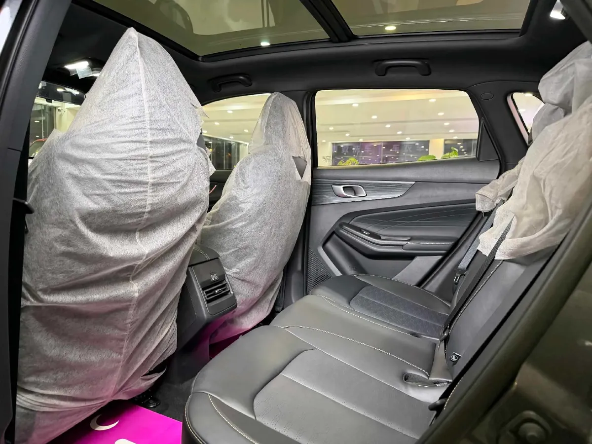 2025 ChangAn CS55PLUS PHEV 1.5L 98HP L4 E-CVT PHEV,autocango,china used car exporter,china ev exporter,chinese used car exporter,chinese used ev exporter