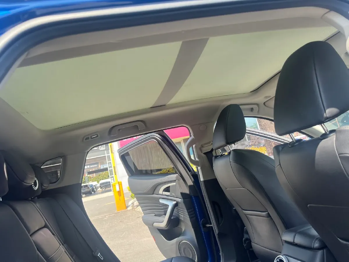 2017 WEY VV7 2.0T 234HP L4 7DCT,autocango,china used car exporter,china ev exporter,chinese used car exporter,chinese used ev exporter