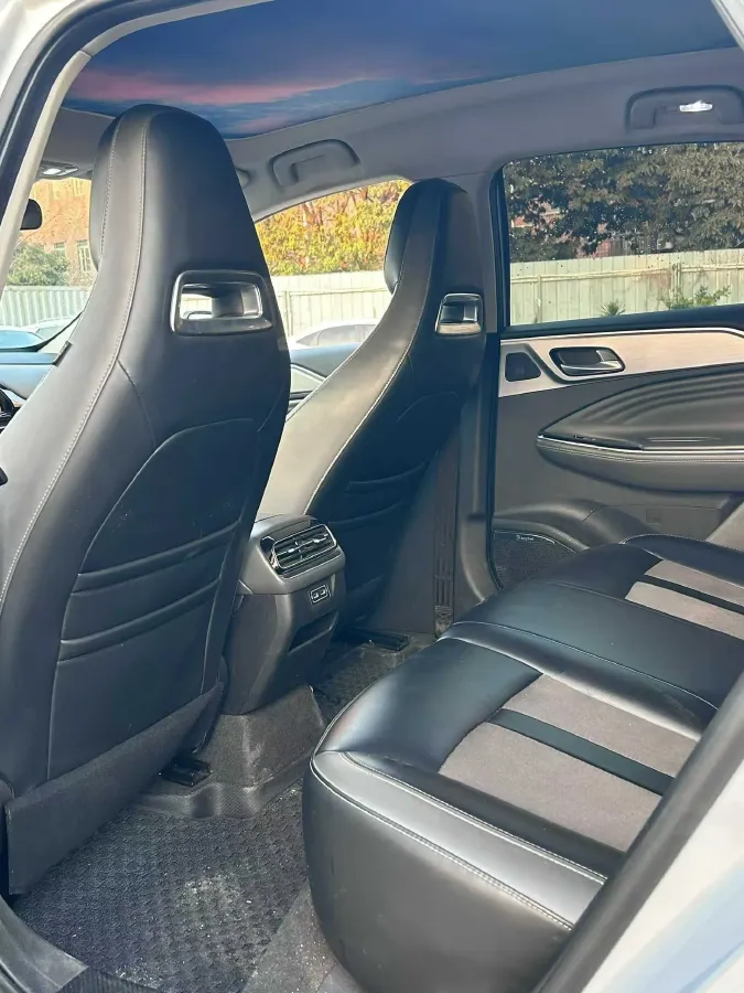 2022 ChangAn Oshan Z6 1.5T 170HP L4 6TCT PHEV 28.4KWH,autocango,china used car exporter,china ev exporter,chinese used car exporter,chinese used ev exporter