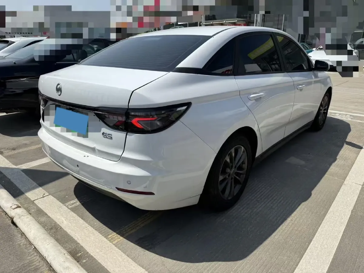 2021 Weltmeister E.5 BEV 49.92KWH,autocango,china used car exporter,china ev exporter,chinese used car exporter,chinese used ev exporter