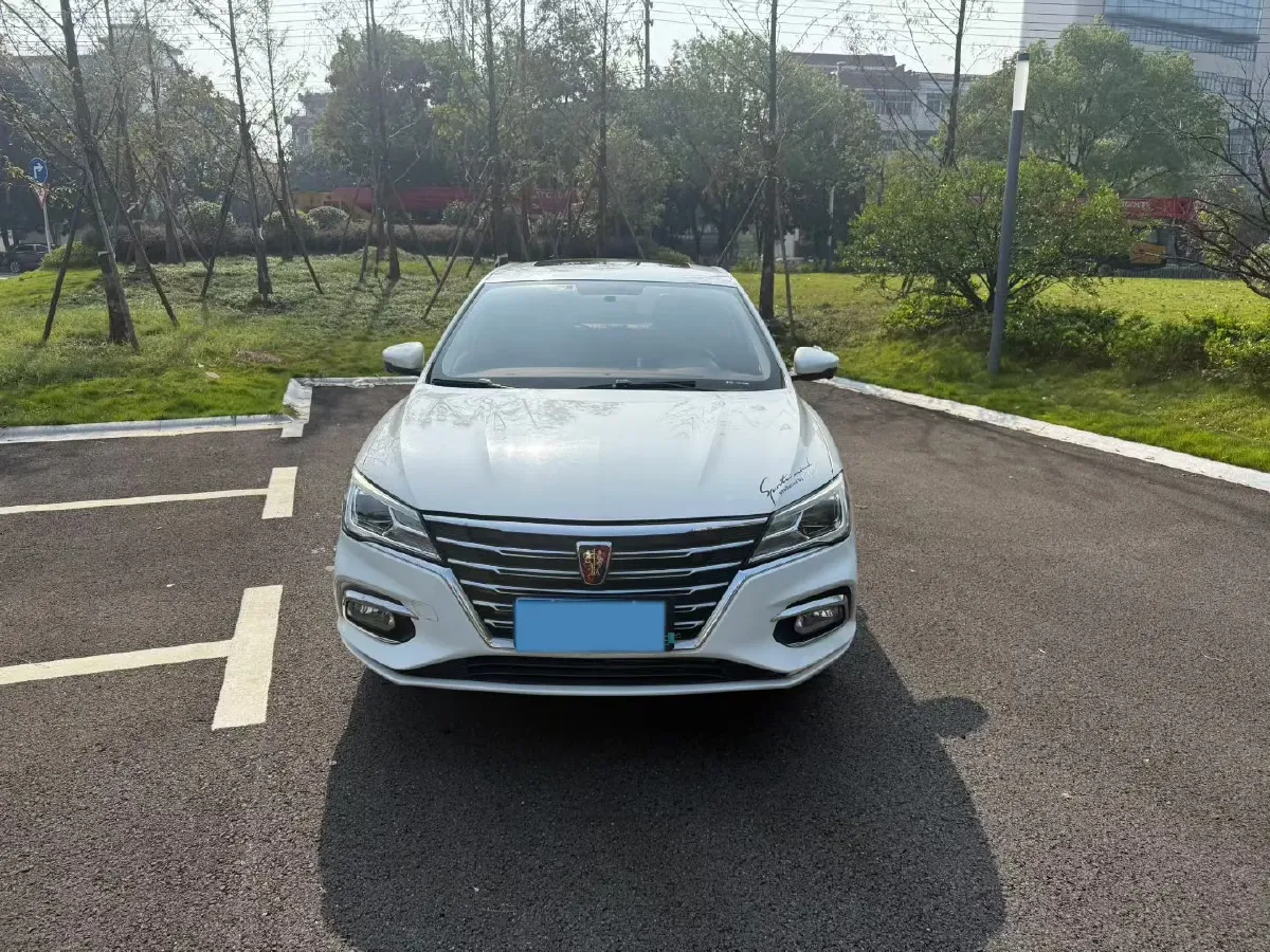 2019 Roewe i5 1.5L 120HP L4 CVT,autocango,china used car exporter,china ev exporter,chinese used car exporter,chinese used ev exporter