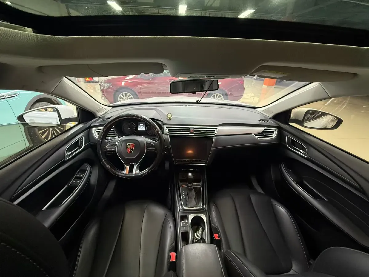 2019 Roewe i5 1.5L 120HP L4 CVT,autocango,china used car exporter,china ev exporter,chinese used car exporter,chinese used ev exporter