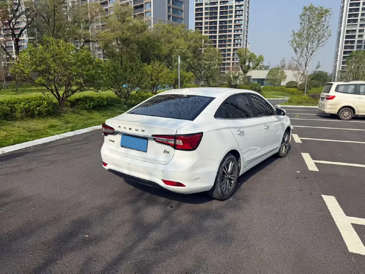 2019 Roewe i5 1.5L 120HP L4 CVT,autocango,china used car exporter,china ev exporter,chinese used car exporter,chinese used ev exporter