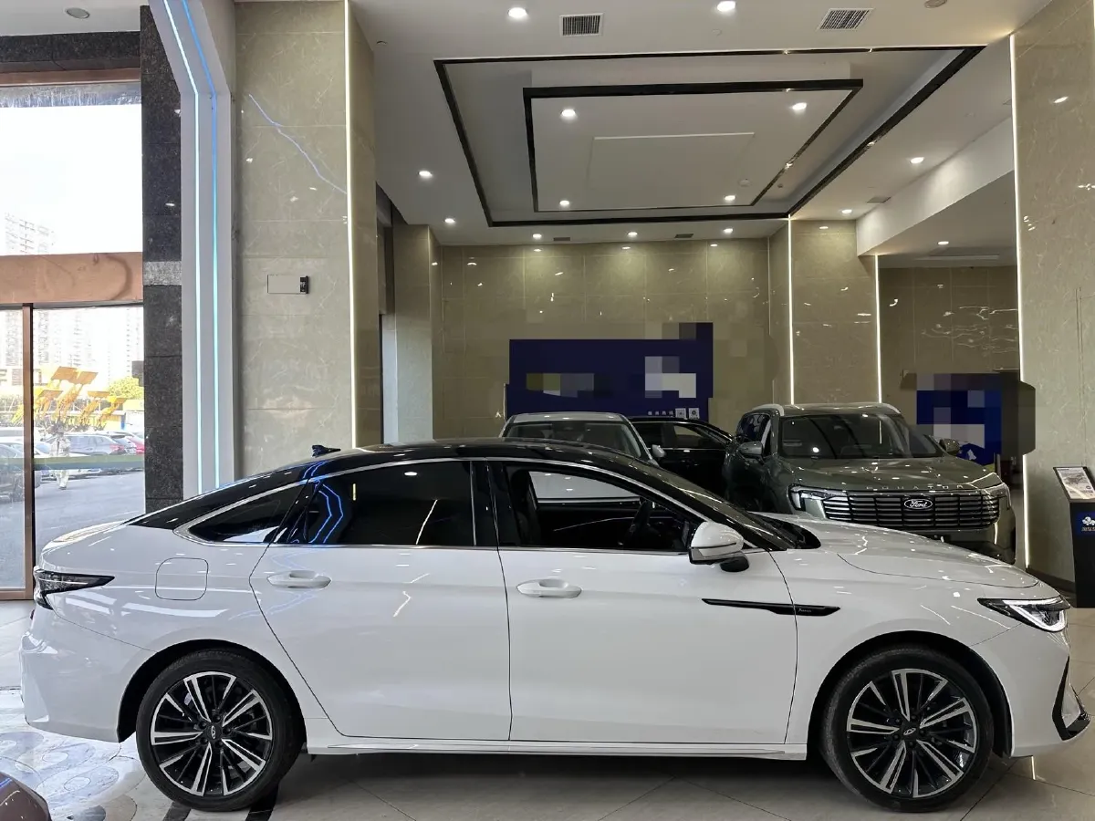 2024 Chery Arrizo 8 1.6T 197HP L4 7DCT,autocango,china used car exporter,china ev exporter,chinese used car exporter,chinese used ev exporter