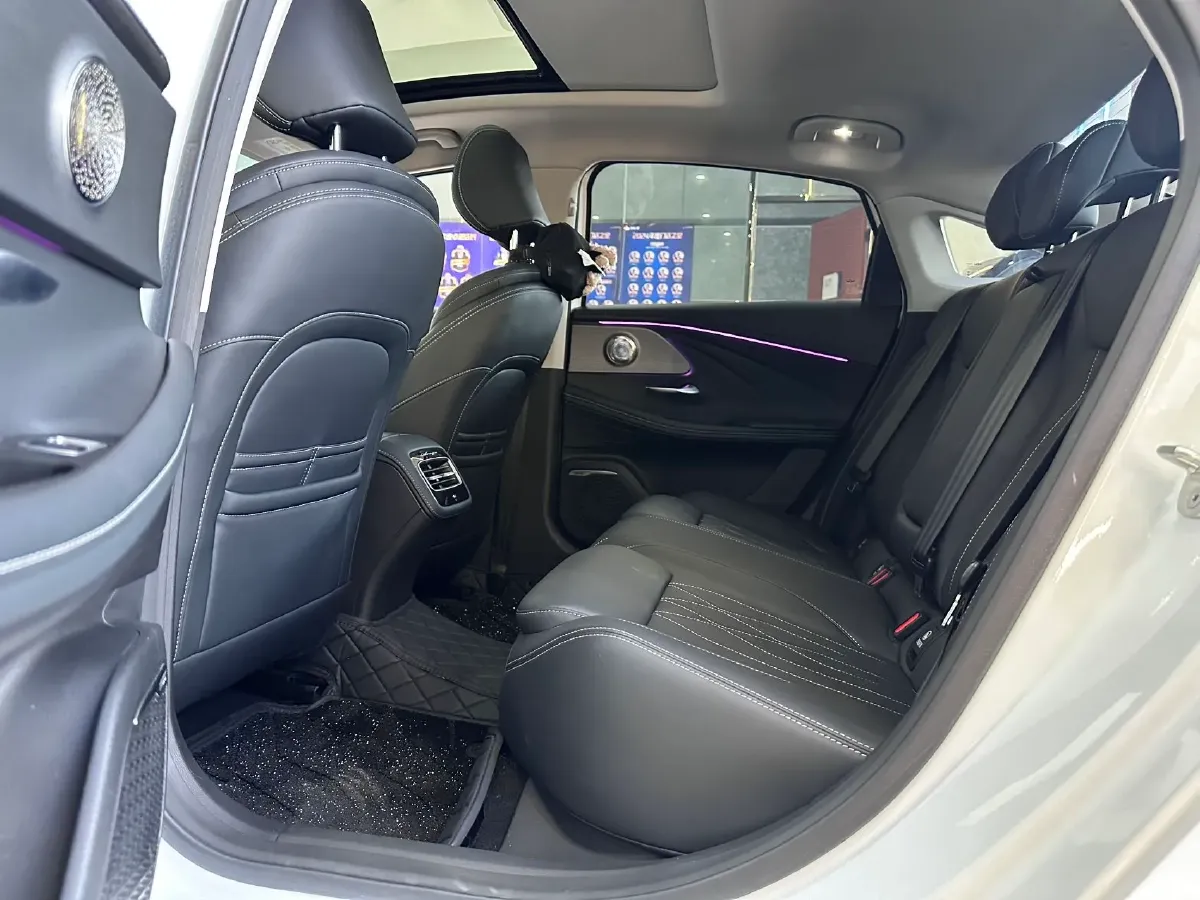 2024 Chery Arrizo 8 1.6T 197HP L4 7DCT,autocango,china used car exporter,china ev exporter,chinese used car exporter,chinese used ev exporter