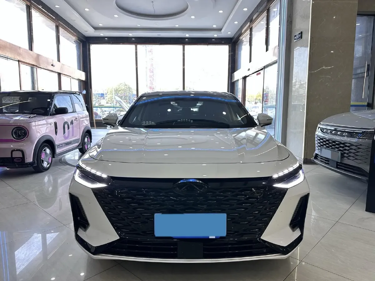 2024 Chery Arrizo 8 1.6T 197HP L4 7DCT,autocango,china used car exporter,china ev exporter,chinese used car exporter,chinese used ev exporter