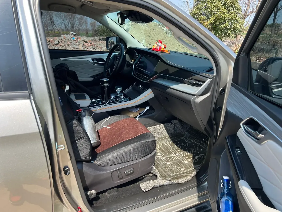 2023 Isuzu D-MAX 1.9T 177HP L4 8AT,autocango,china used car exporter,china ev exporter,chinese used car exporter,chinese used ev exporter