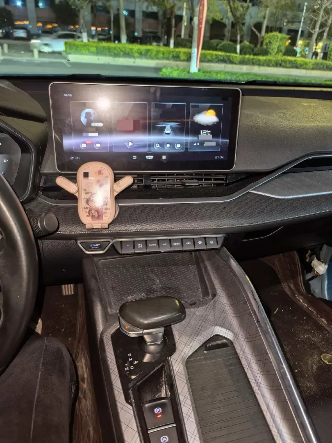 2020 Geely Binray 1.0T 133HP L3 6DCT,autocango,china used car exporter,china ev exporter,chinese used car exporter,chinese used ev exporter