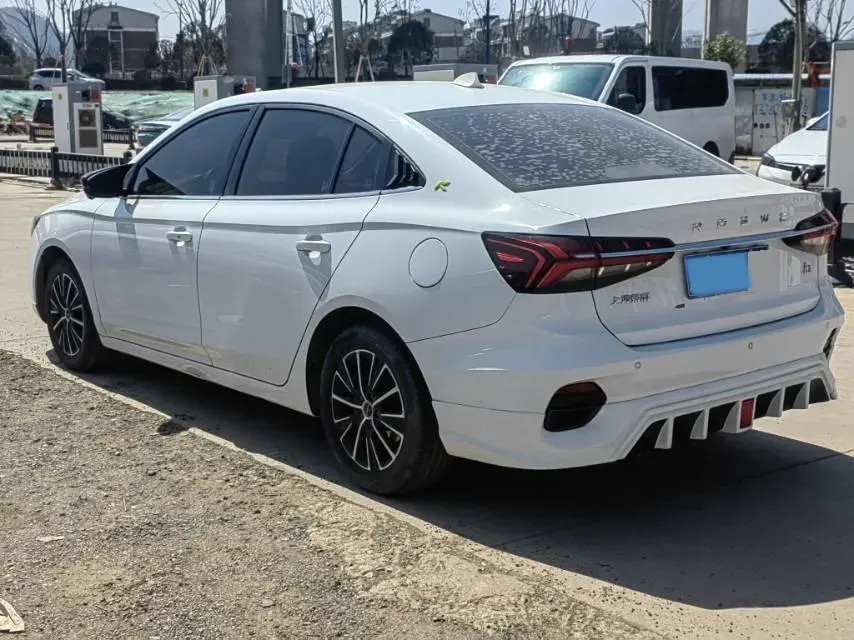 2021 Roewe i5 1.5L 120HP L4 CVT,autocango,china used car exporter,china ev exporter,chinese used car exporter,chinese used ev exporter