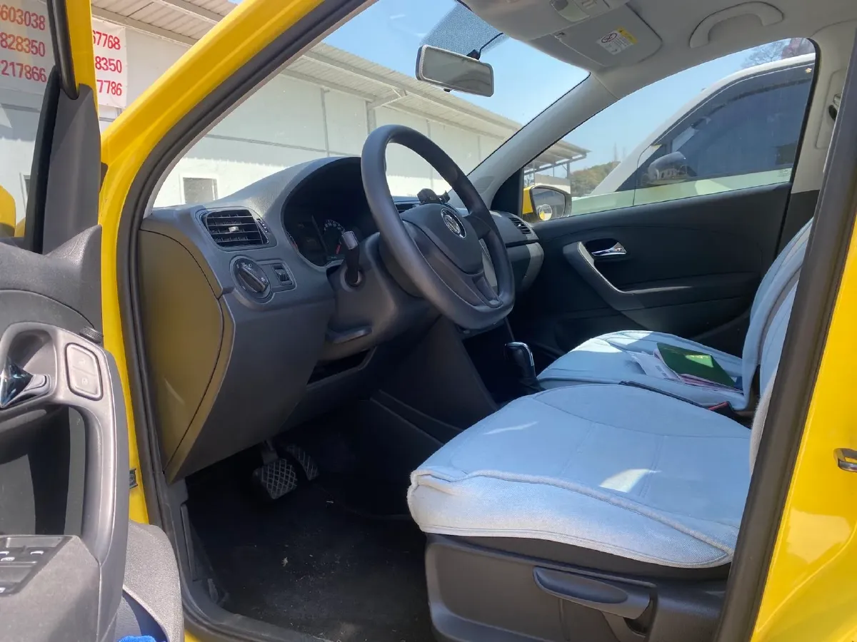 2016 Volkswagen Polo 1.4L 90HP L4 6AT,autocango,china used car exporter,china ev exporter,chinese used car exporter,chinese used ev exporter