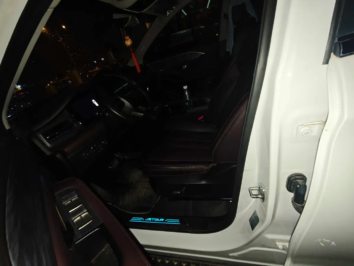 2024 Jetour X90 Plus 1.6T 197HP L4 7DCT,autocango,china used car exporter,china ev exporter,chinese used car exporter,chinese used ev exporter