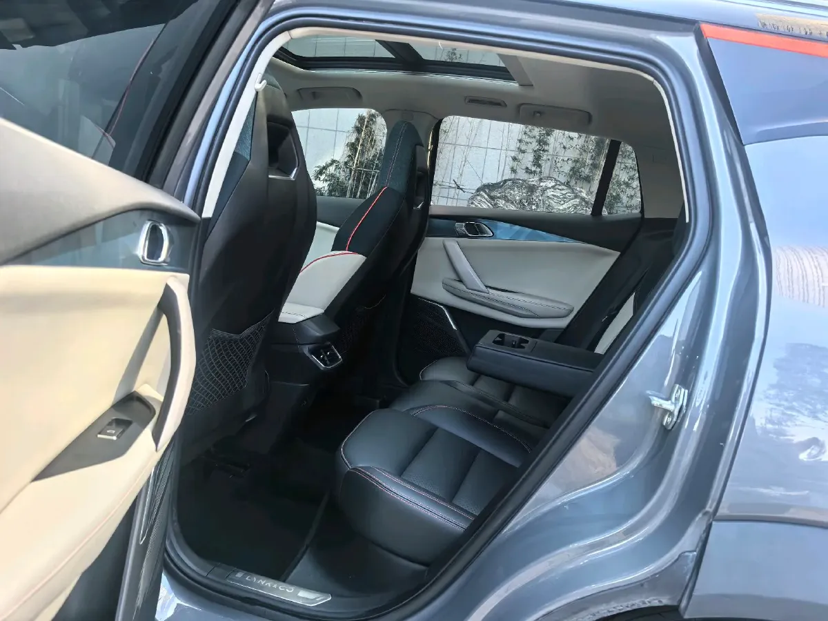 2020 LYNK&CO 06 1.5T 177HP L3 7DCT,autocango,china used car exporter,china ev exporter,chinese used car exporter,chinese used ev exporter