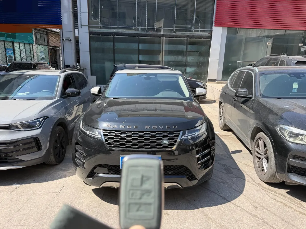 2021 Land Rover Range Rover Evoque 2.0T 249HP L4 9AT,autocango,china used car exporter,china ev exporter,chinese used car exporter,chinese used ev exporter