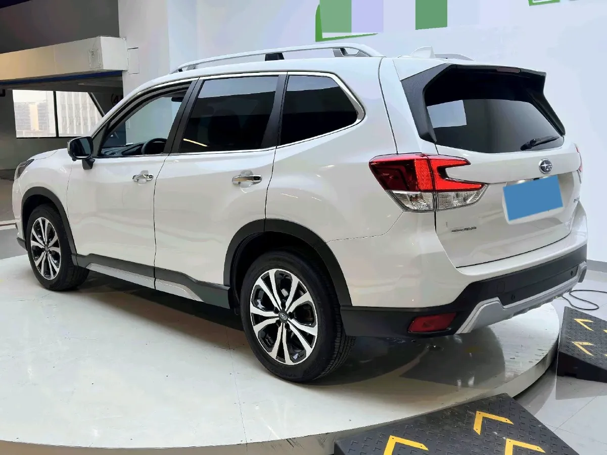 2022 Subaru Forester 2.0L 154HP H4 CVT,autocango,china used car exporter,china ev exporter,chinese used car exporter,chinese used ev exporter
