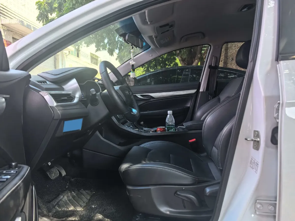 2019 Geely Emgrand 1.5L 109HP L4 CVT,autocango,china used car exporter,china ev exporter,chinese used car exporter,chinese used ev exporter