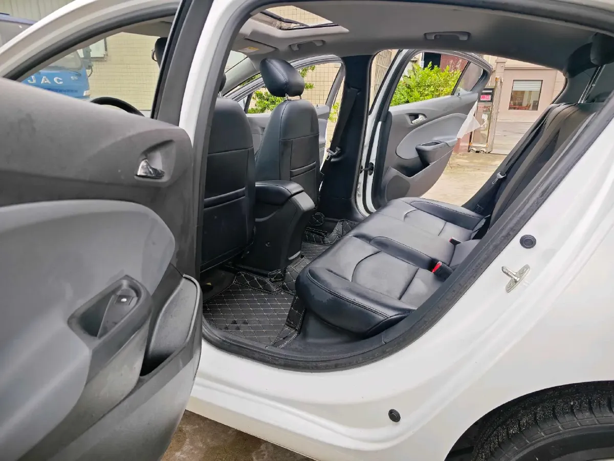 2018 Chevrolet Cruze 1.5L 114HP L4 6AT,autocango,china used car exporter,china ev exporter,chinese used car exporter,chinese used ev exporter